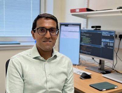 Dr Dhan Senaratne